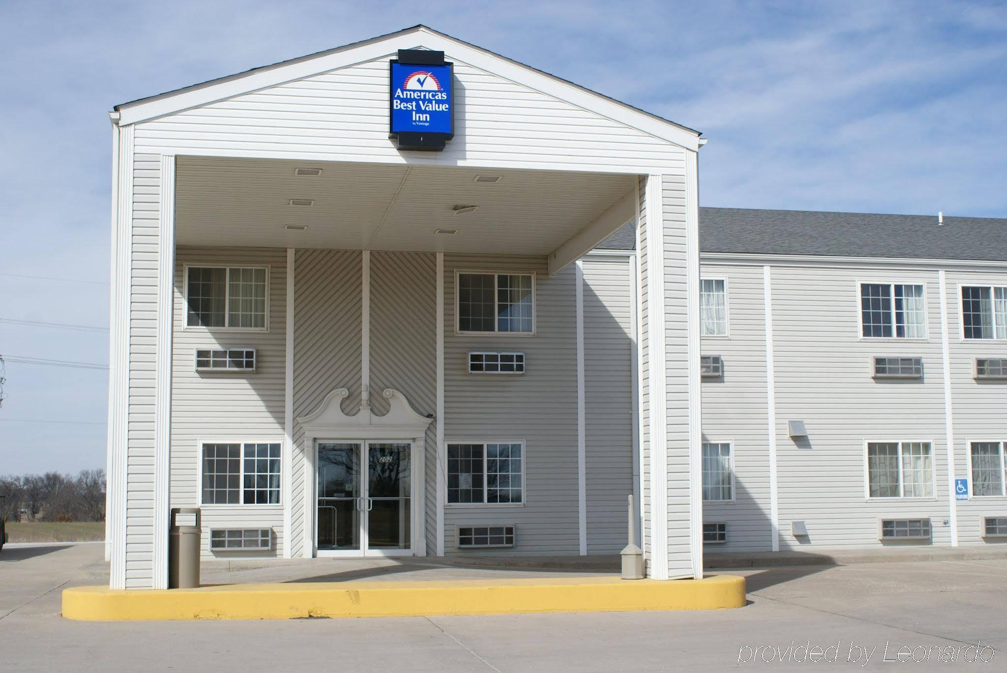 Brady Hotel New Florence Exterior photo