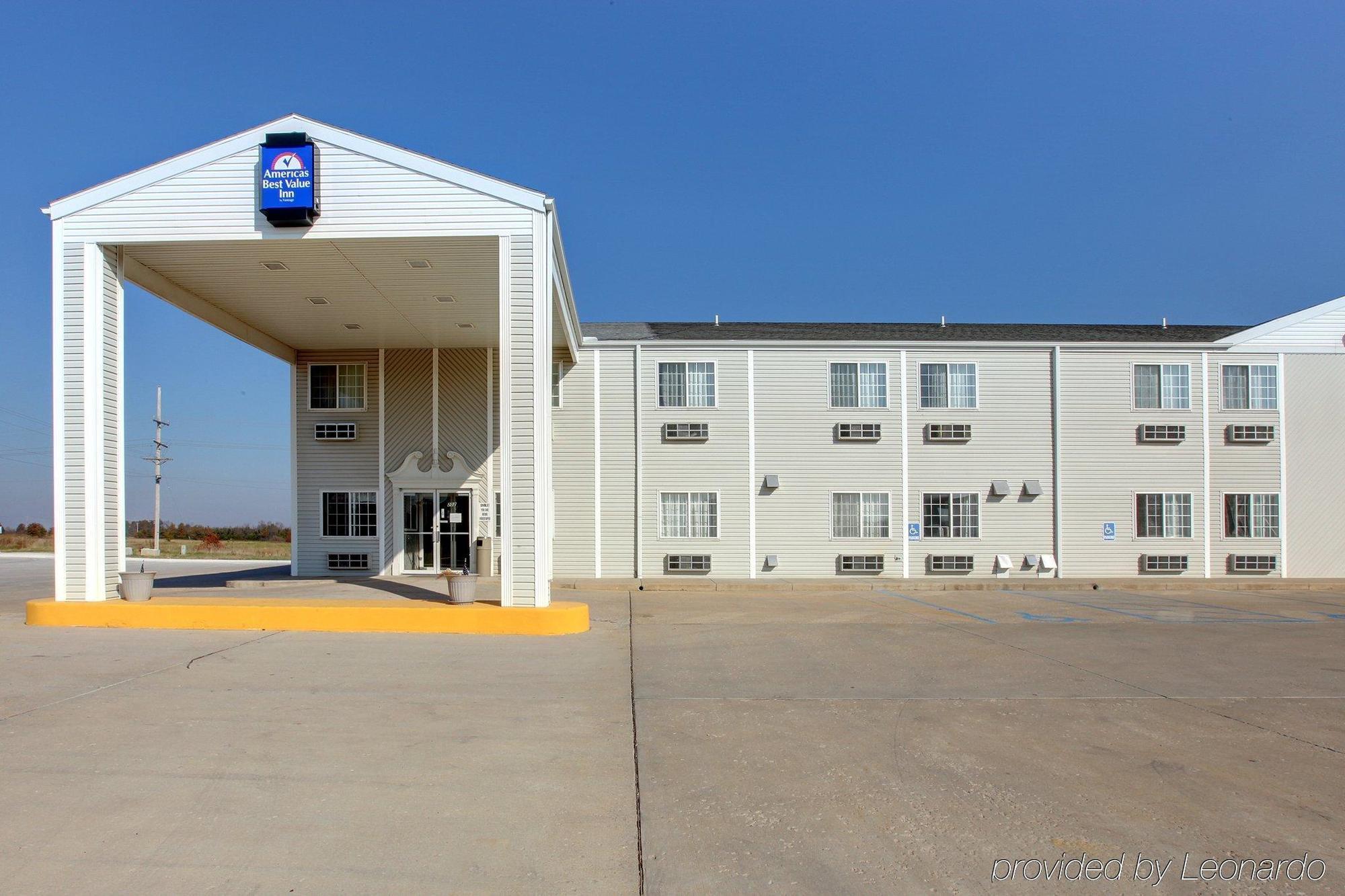Brady Hotel New Florence Exterior photo